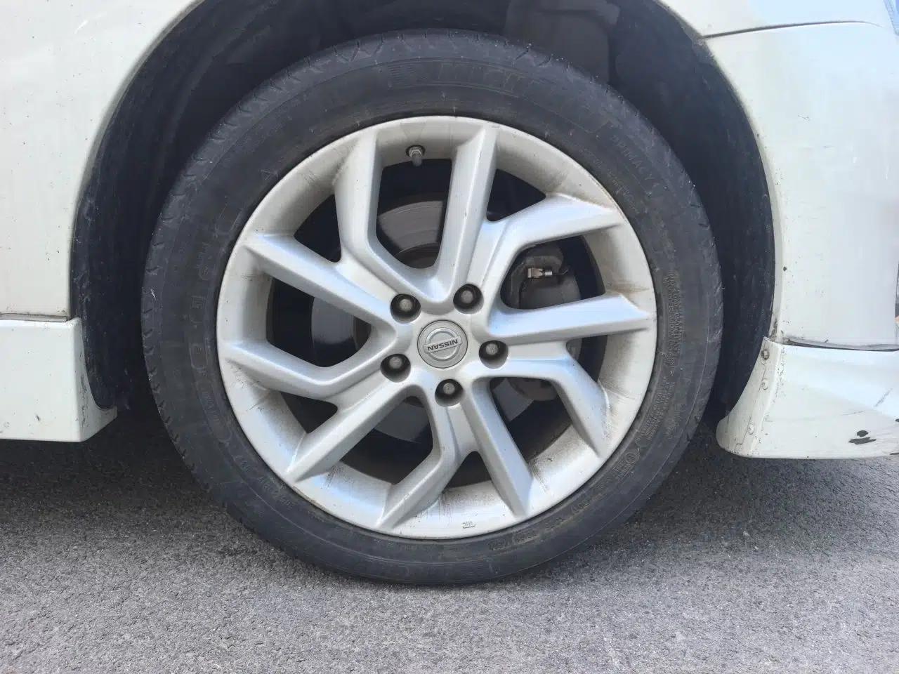 Nissan Tiida 2011 1.6T M-CVT Cool Edition — миниатюра 8