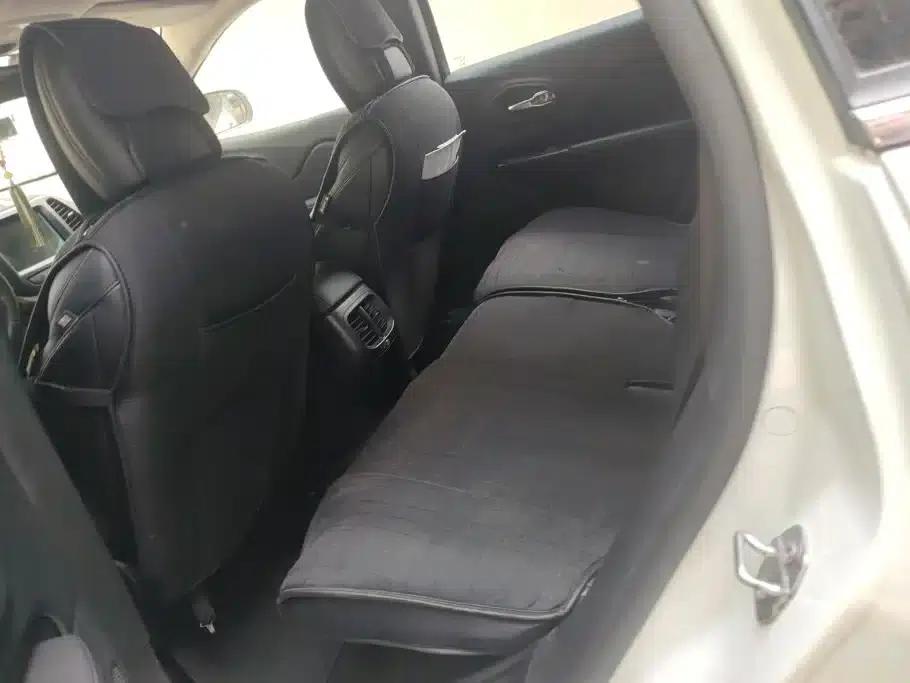 Jeep Cherokee 2016 2.4L Professional Smart Edition — миниатюра 11