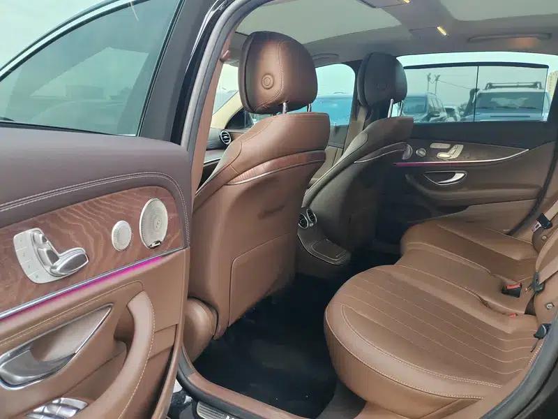 Mercedes-Benz E-Class 2022 Facelift E 300 L Luxury Sedan — миниатюра 10