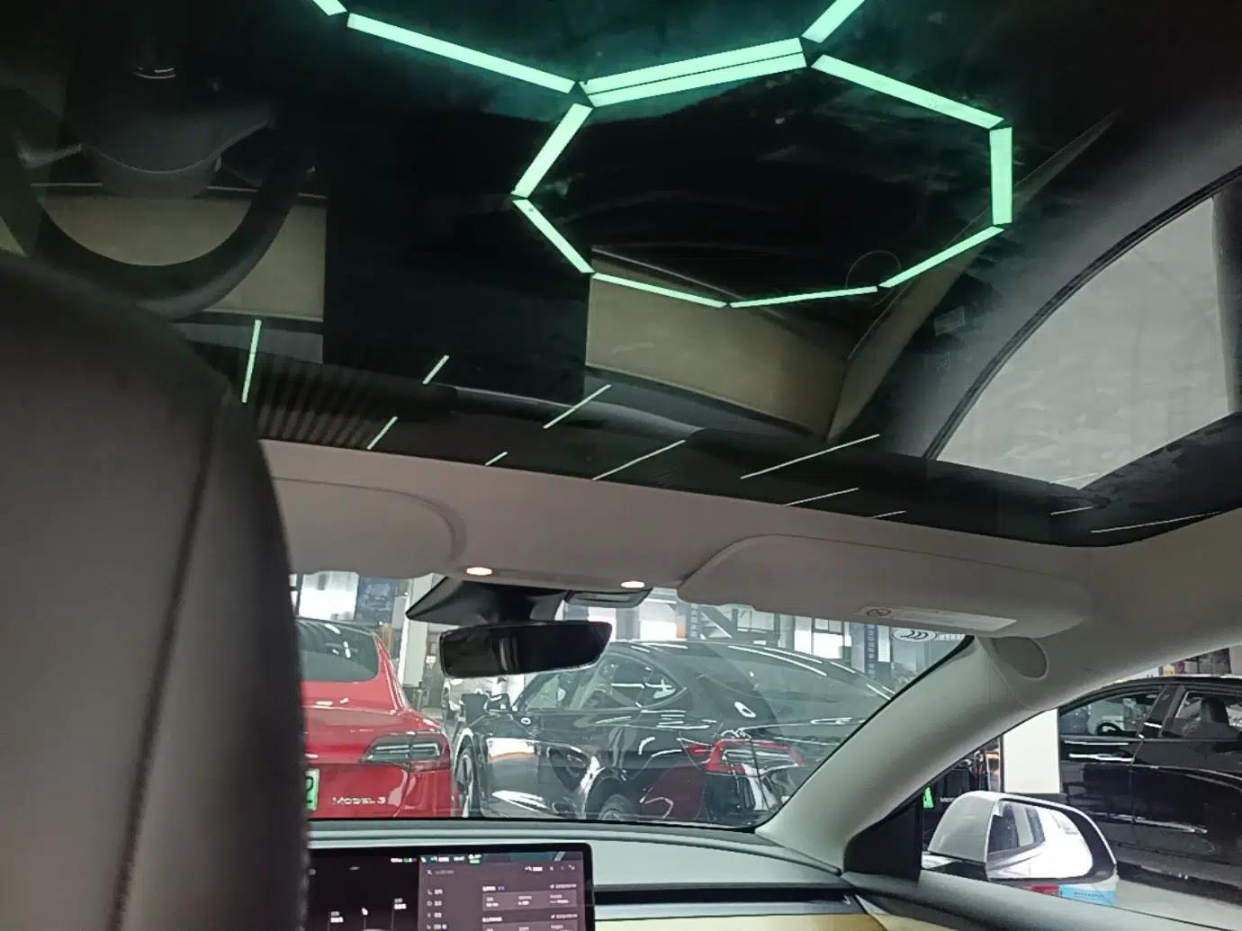 Tesla Model 3 2022 Rear-Wheel-Drive Version — миниатюра 21