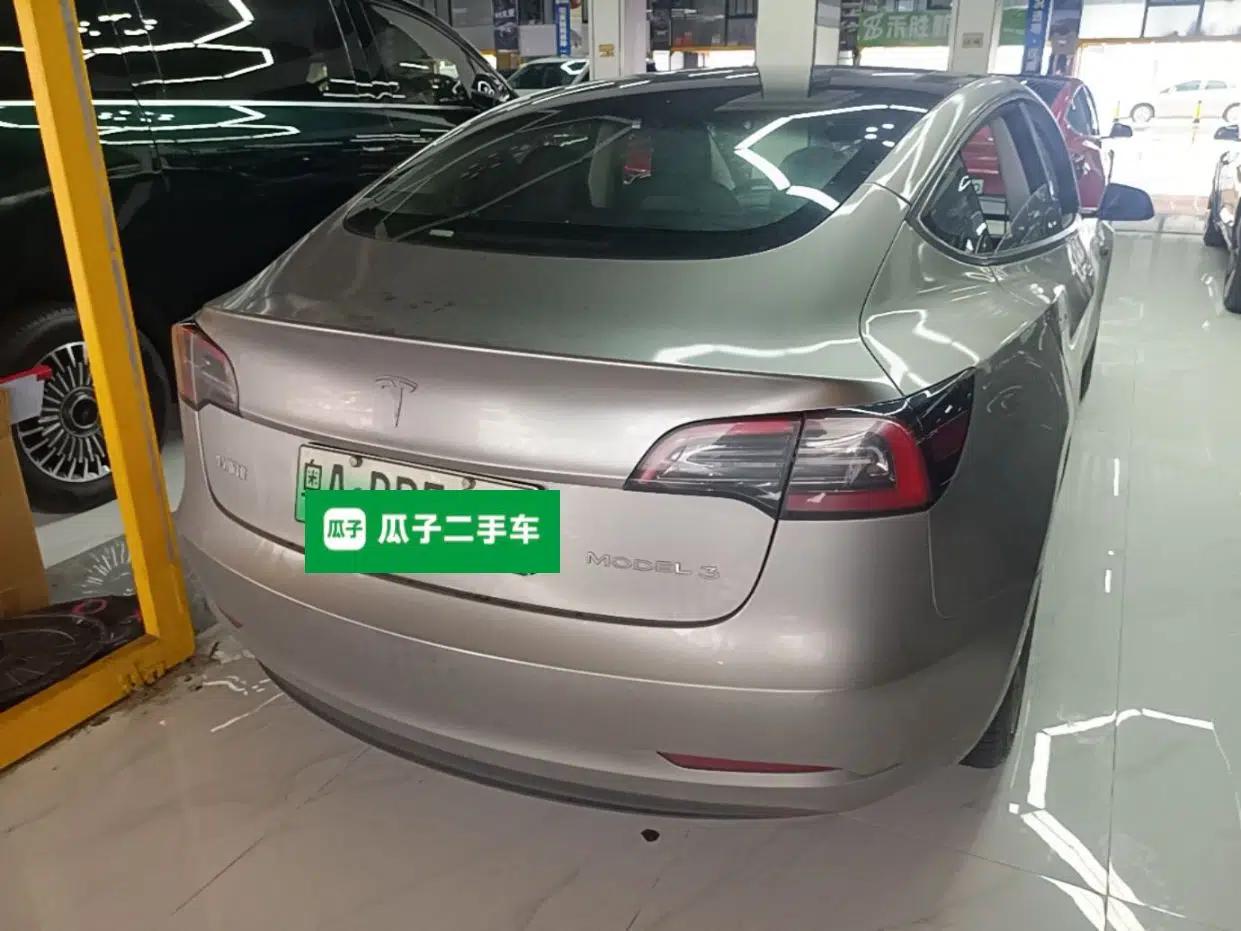 Tesla Model 3 2022 Rear-Wheel-Drive Version — миниатюра 6