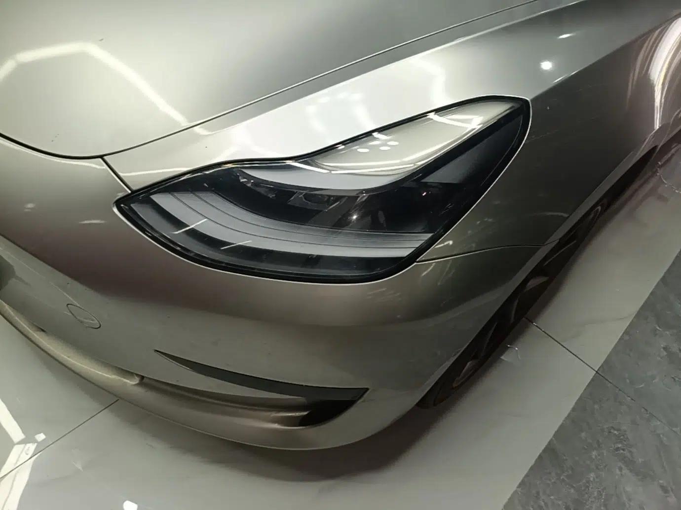 Tesla Model 3 2022 Rear-Wheel-Drive Version — миниатюра 8