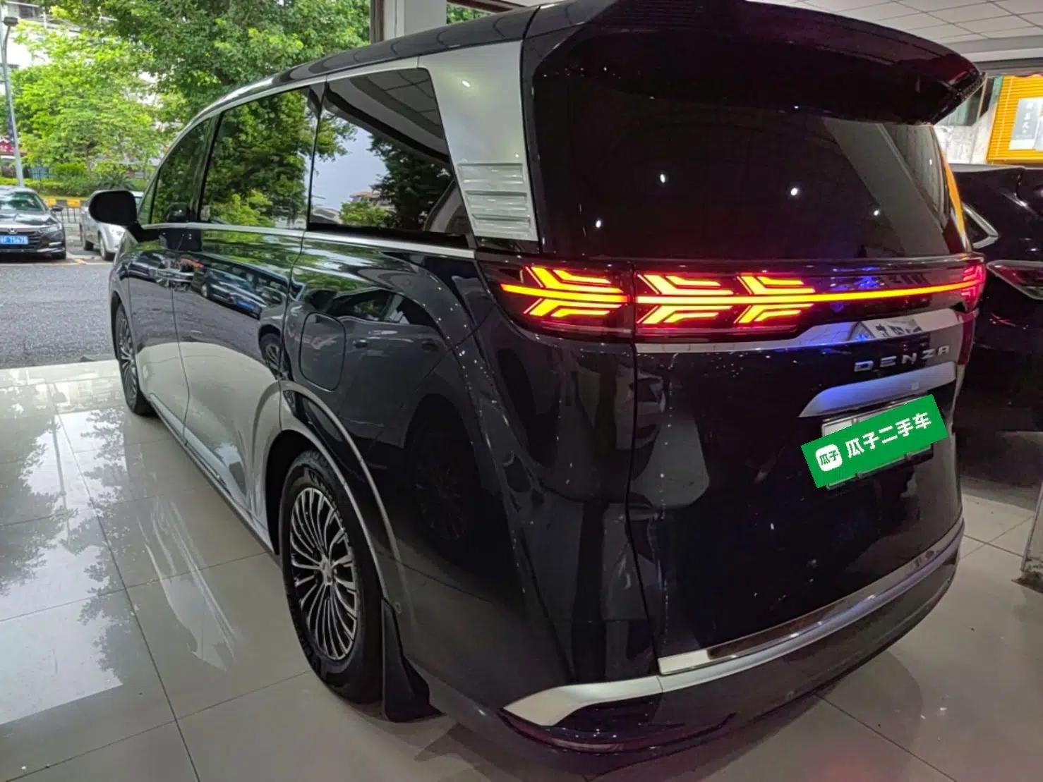 Denza D9 2022 DM-i 970 Four-Wheel Drive Flagship Model — миниатюра 4