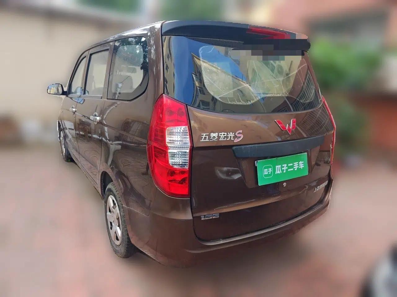 Wuling Hongguang 2015 1.5L S Basic Version China V Standard — миниатюра 4