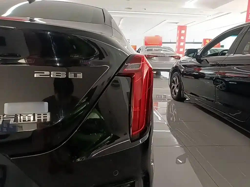 2021 Cadillac CT4 28T Luxury — миниатюра 8