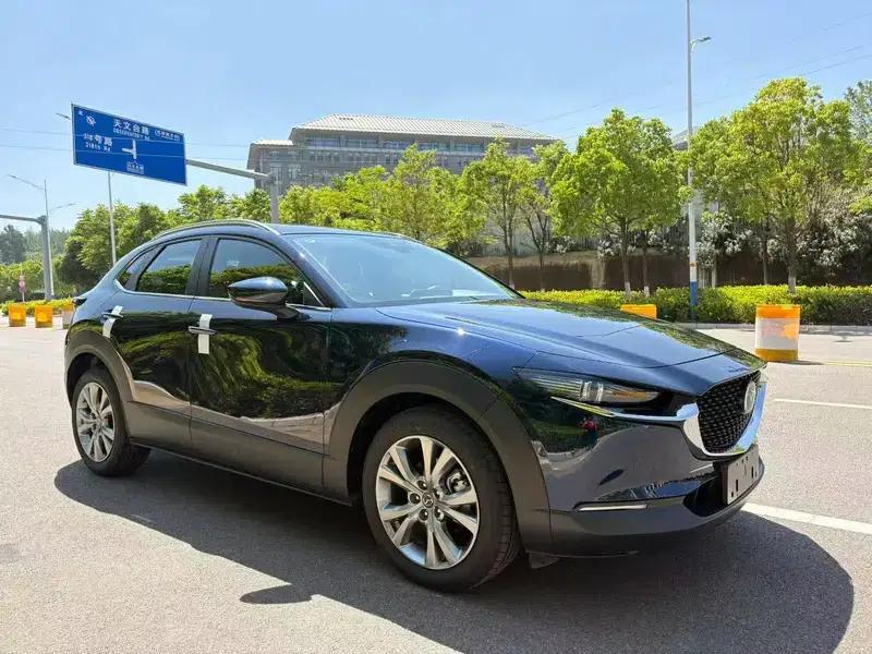 Mazda CX-30 2024 2.0L Automatic Elegance Edition — миниатюра 3