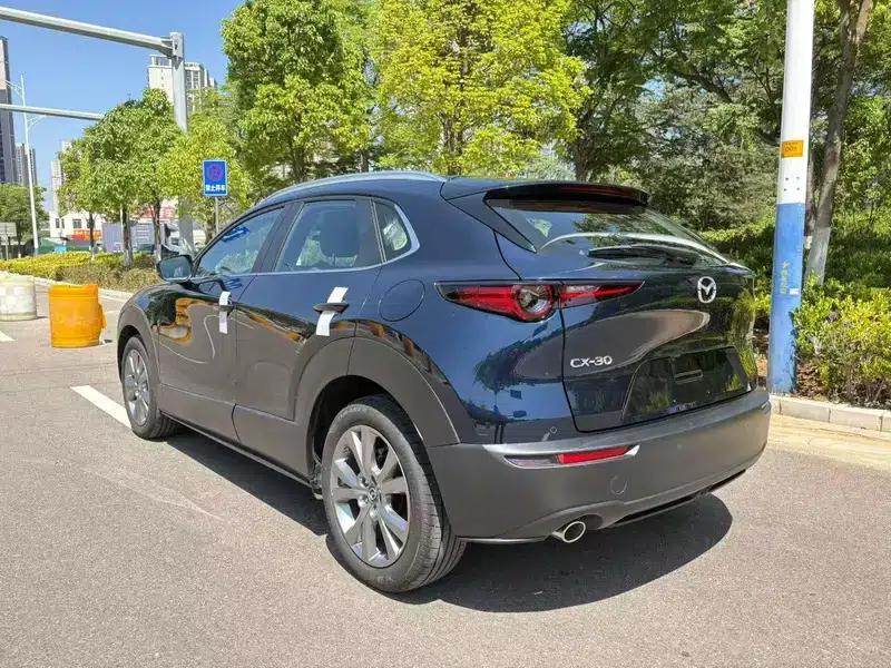Mazda CX-30 2024 2.0L Automatic Elegance Edition — миниатюра 4