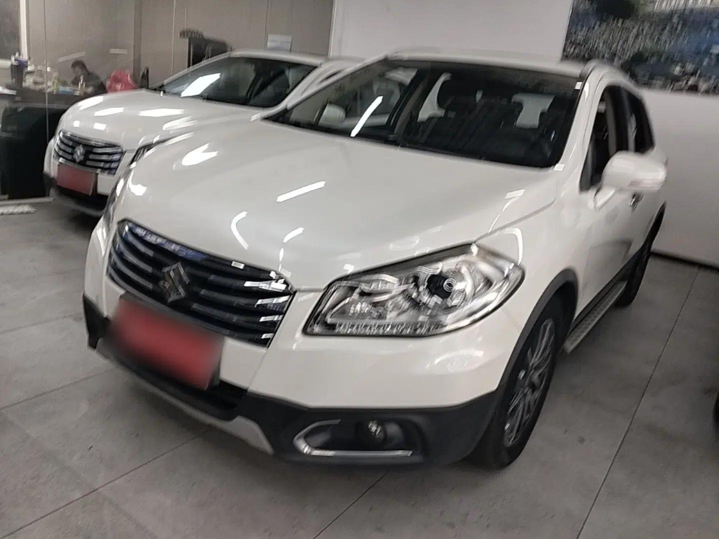 Suzuki S-Cross 2015 1.4T Automatic Two-Wheel Drive Prestige Model — миниатюра 1