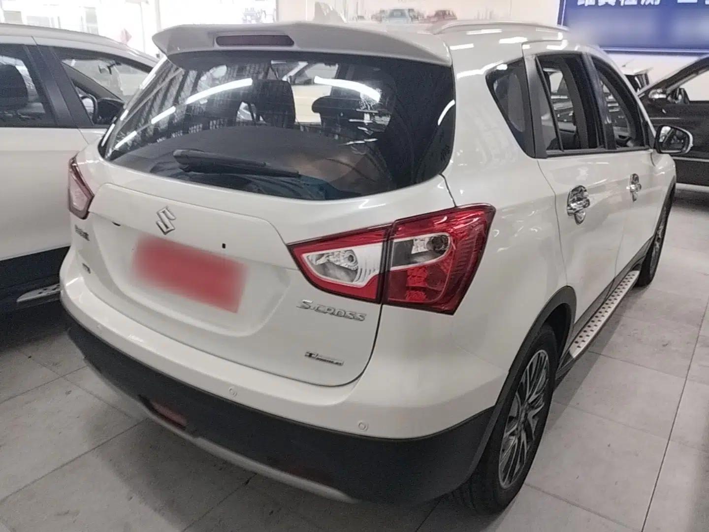 Suzuki S-Cross 2015 1.4T Automatic Two-Wheel Drive Prestige Model — миниатюра 6