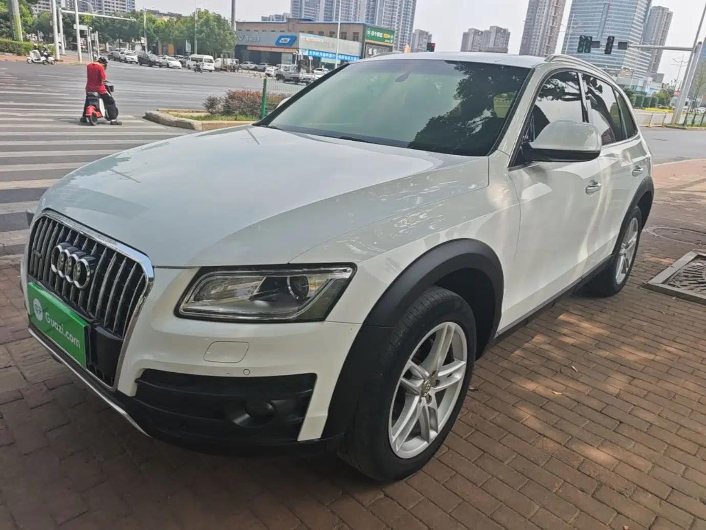 Audi Q5 2017 Plus 40 TFSI Technology Model — миниатюра 1