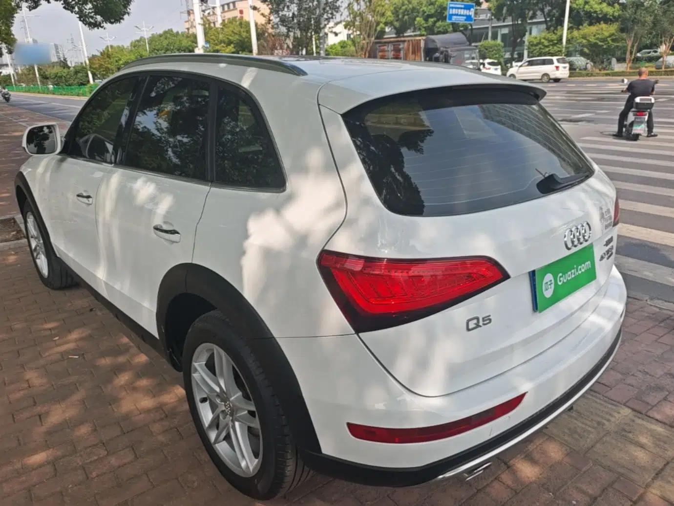 Audi Q5 2017 Plus 40 TFSI Technology Model — миниатюра 4