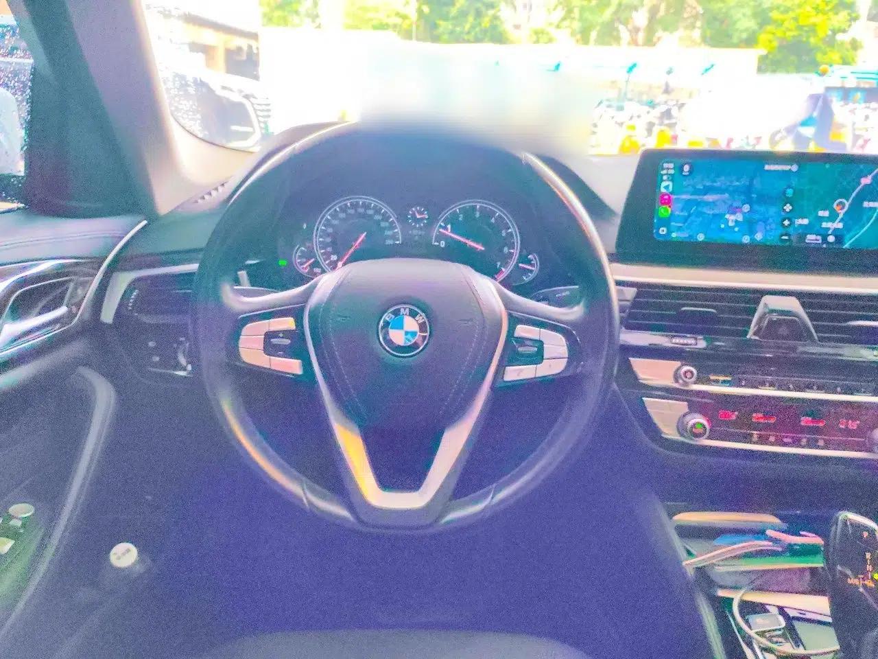 BMW 5 Series 2018 525Li Luxury Package — миниатюра 10