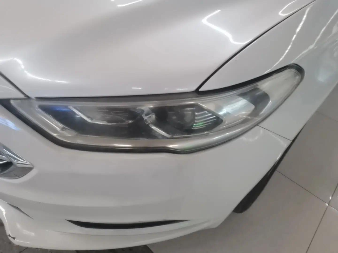 Ford Mondeo 2018 EcoBoost 180 Fashion Edition — миниатюра 8