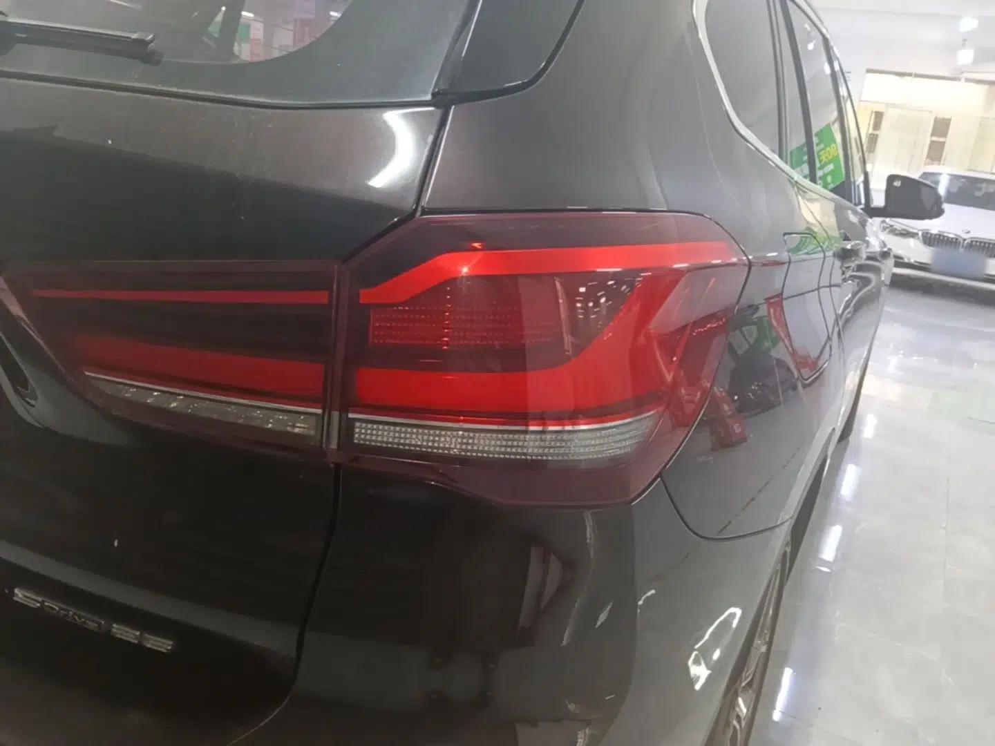 BMW X1 2020 sDrive25Li Leading Model — миниатюра 14