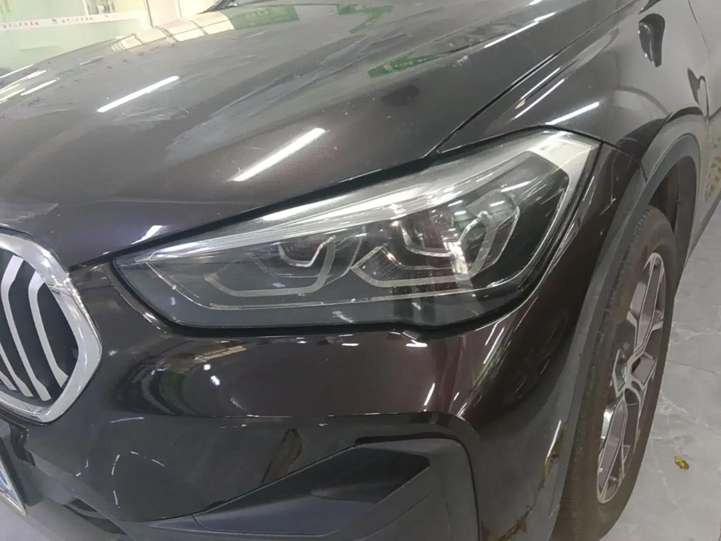 BMW X1 2020 sDrive25Li Leading Model — миниатюра 8