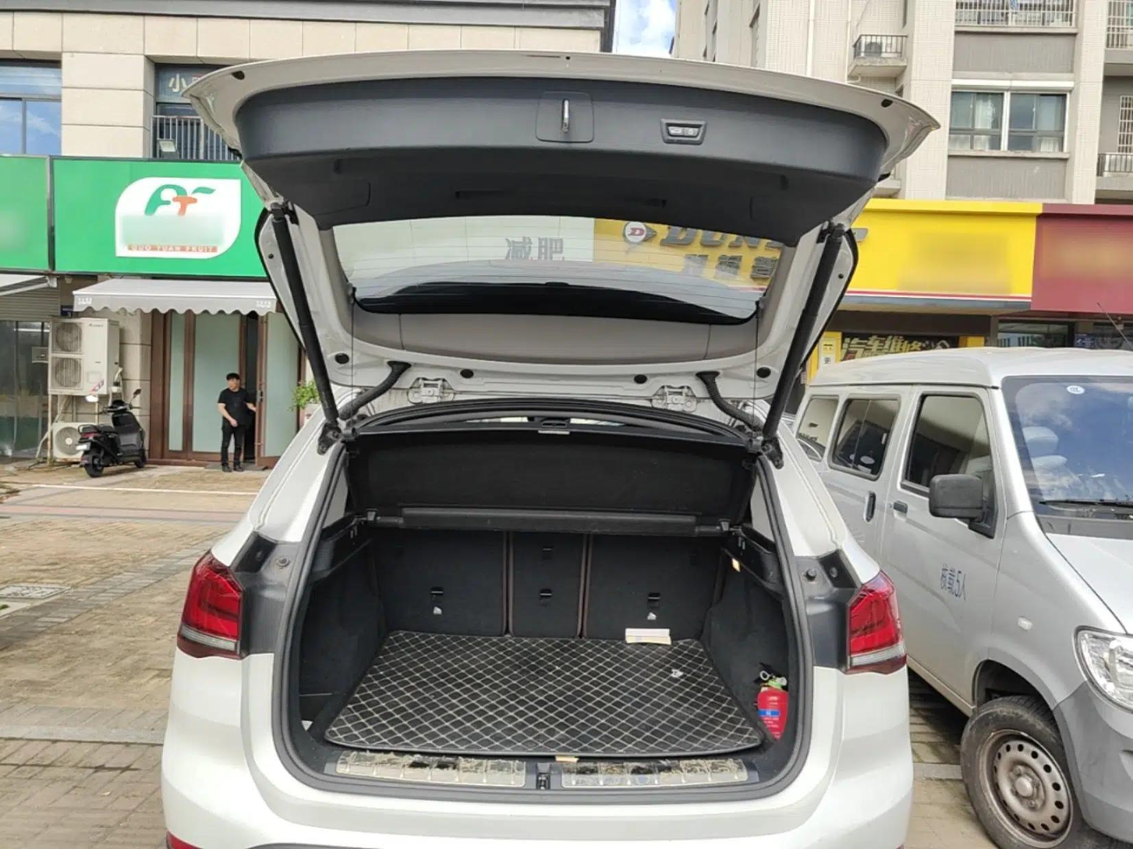 BMW X1 2020 sDrive25Li Leading Model — миниатюра 22