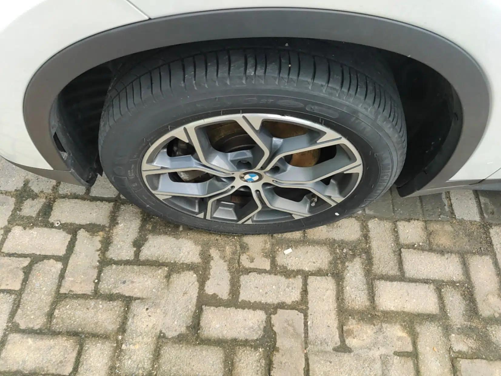 BMW X1 2020 sDrive25Li Leading Model — миниатюра 10