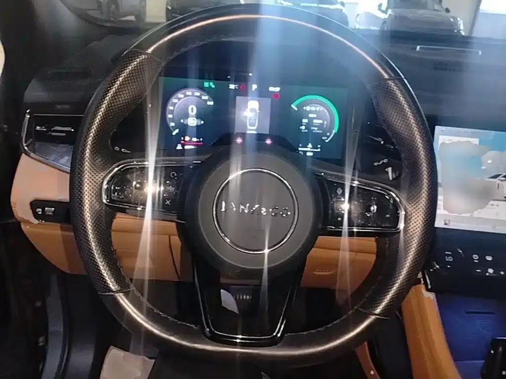 Lynk & Co 09 2021 2.0T Halo 6-seater — миниатюра 11