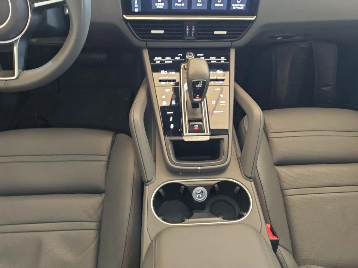 Porsche Cayenne 2018 Cayenne 3.0T — миниатюра 16