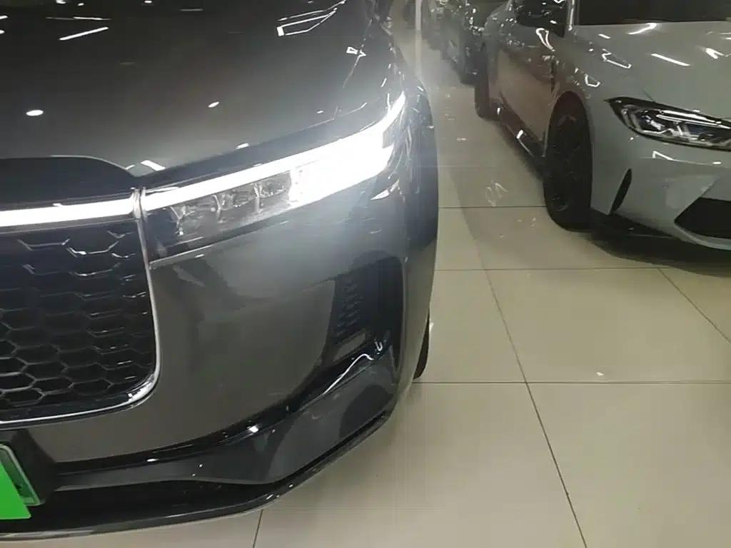 Li Auto ONE 2021 Extended Range 6-Seater — миниатюра 24