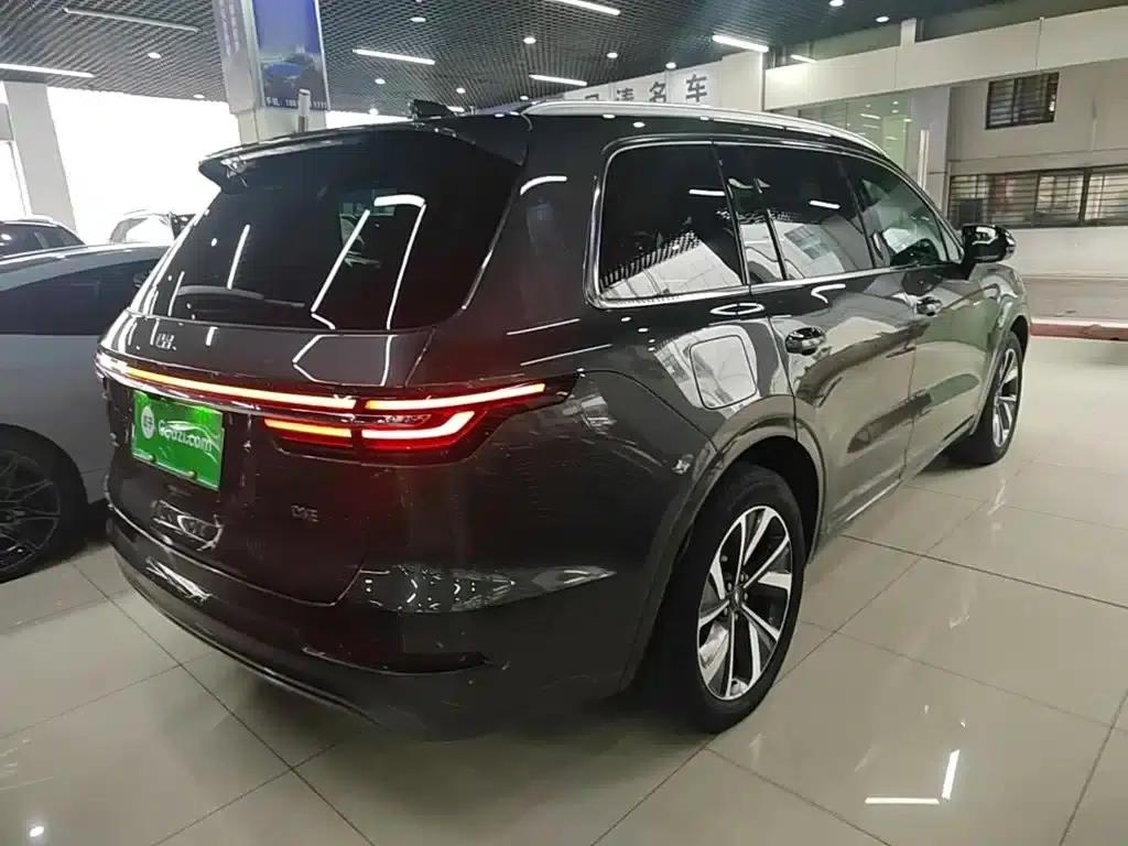 Li Auto ONE 2021 Extended Range 6-Seater — миниатюра 7