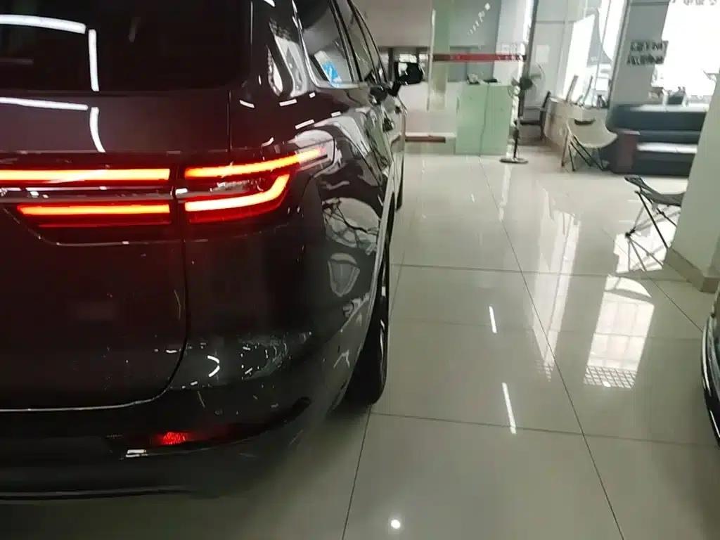 Li Auto ONE 2021 Extended Range 6-Seater — миниатюра 8