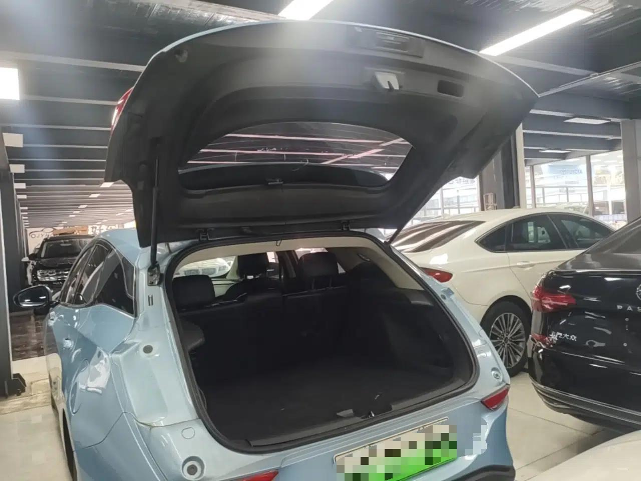 Buick Velite 6 2020 Plug-in Hybrid Connected Fashion Model — миниатюра 27