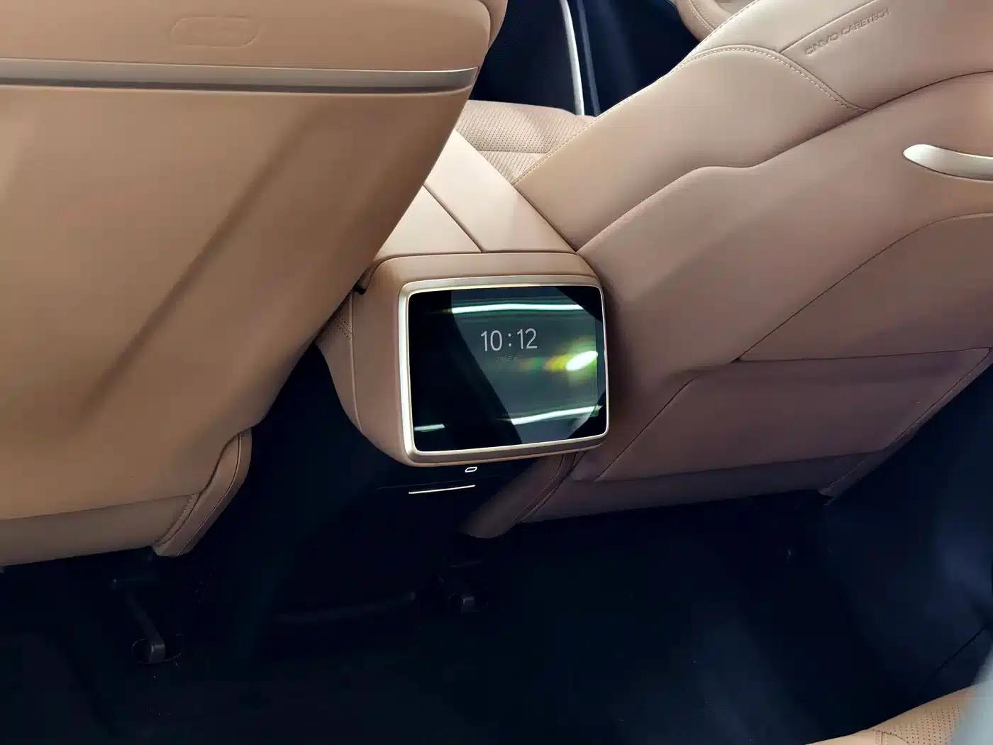 L60 2025 Model 60kWh Four-Wheel Drive — миниатюра 11