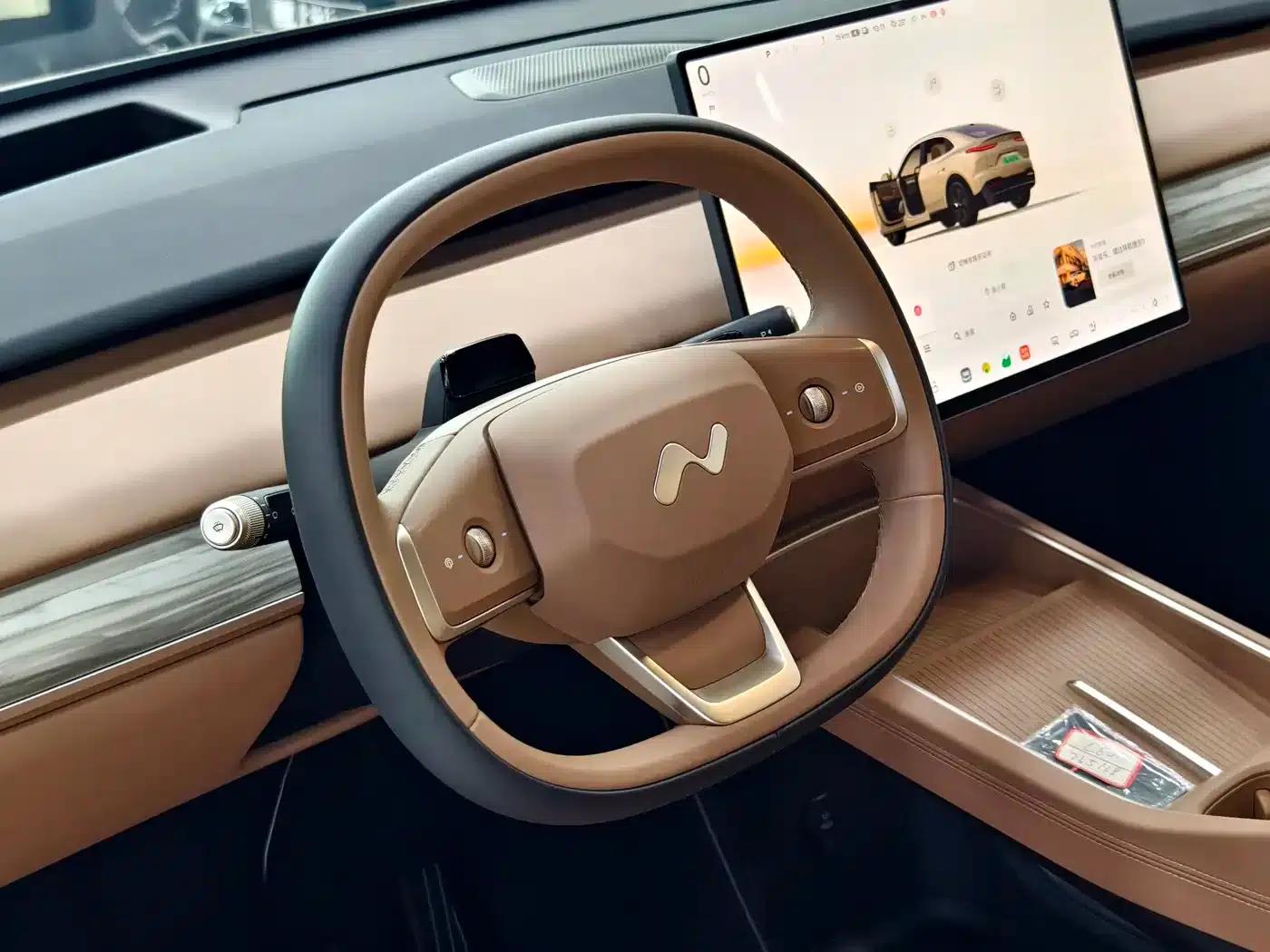 L60 2025 Model 60kWh Four-Wheel Drive — миниатюра 8