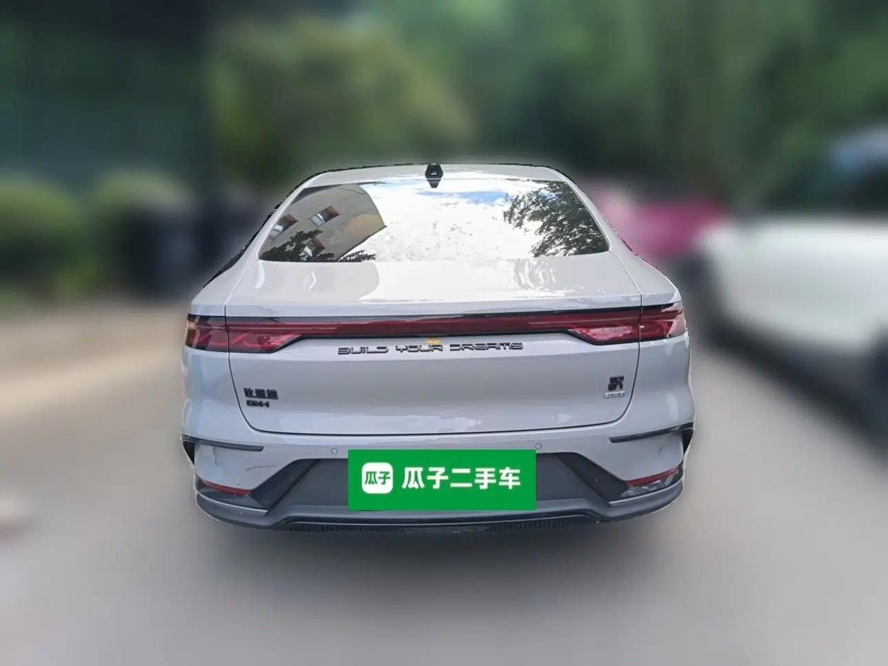 BYD Han 2025 DM-i Smart Drive 125KM Prestige Model — миниатюра 3