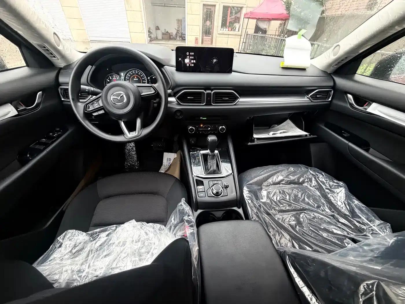 Mazda CX-5 2025 2.0L Automatic 2WD Comfort Model — миниатюра 4