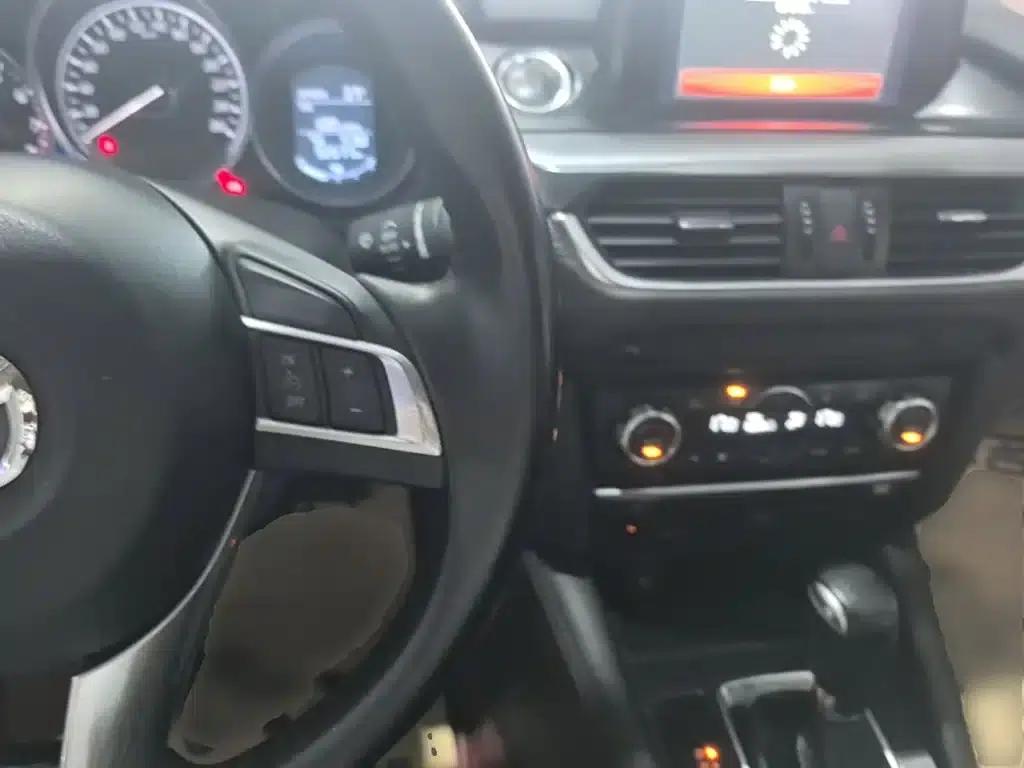 Mazda6 Atenza 2017 2.0L Blue Sky Luxury Edition — миниатюра 10