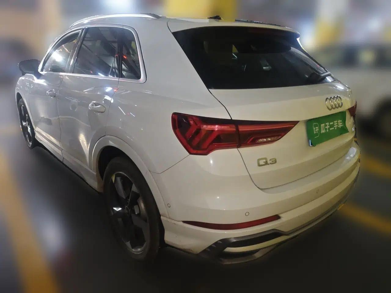 Audi Q3 2022 35 TFSI Fashion Dynamic Model — миниатюра 4