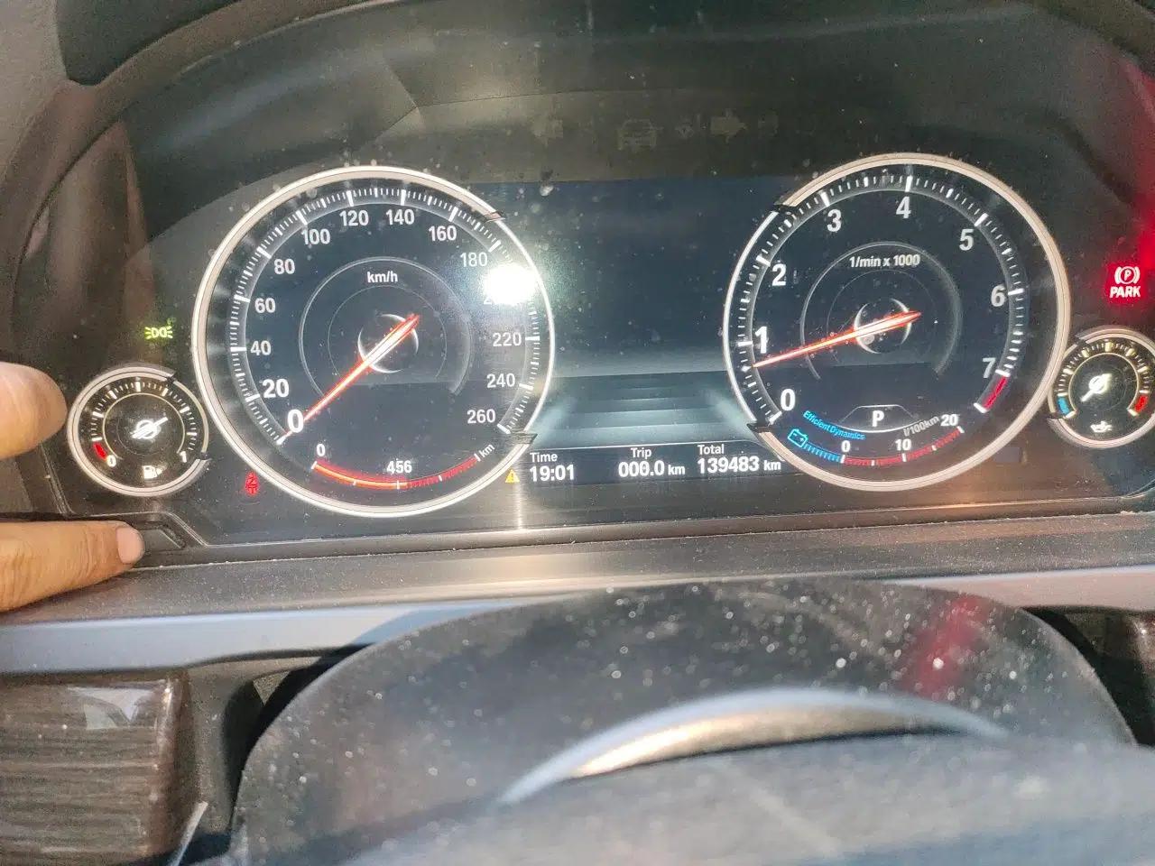 BMW 7 Series 2014 730Li Premium Edition — миниатюра 12