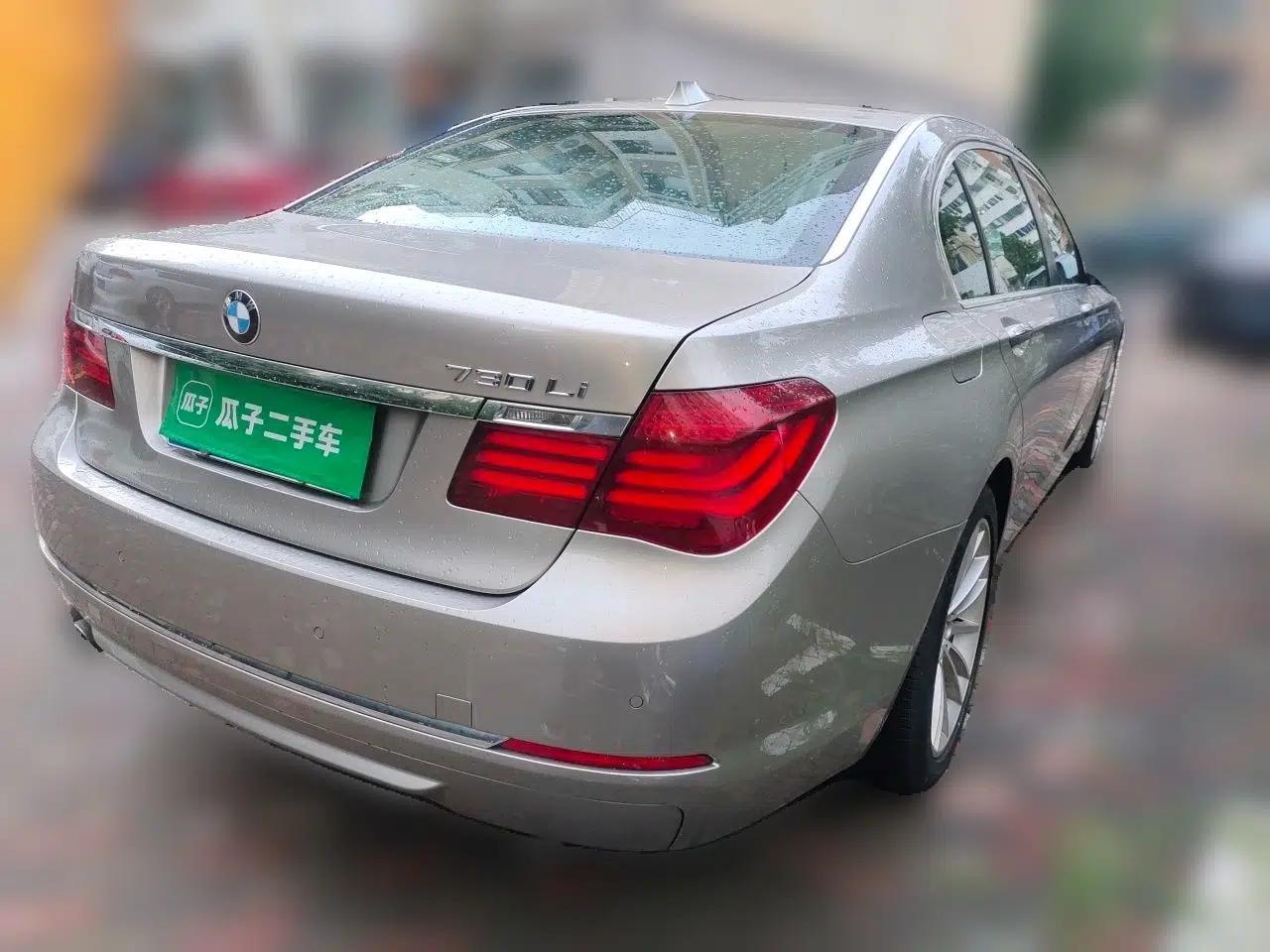 BMW 7 Series 2014 730Li Premium Edition — миниатюра 6