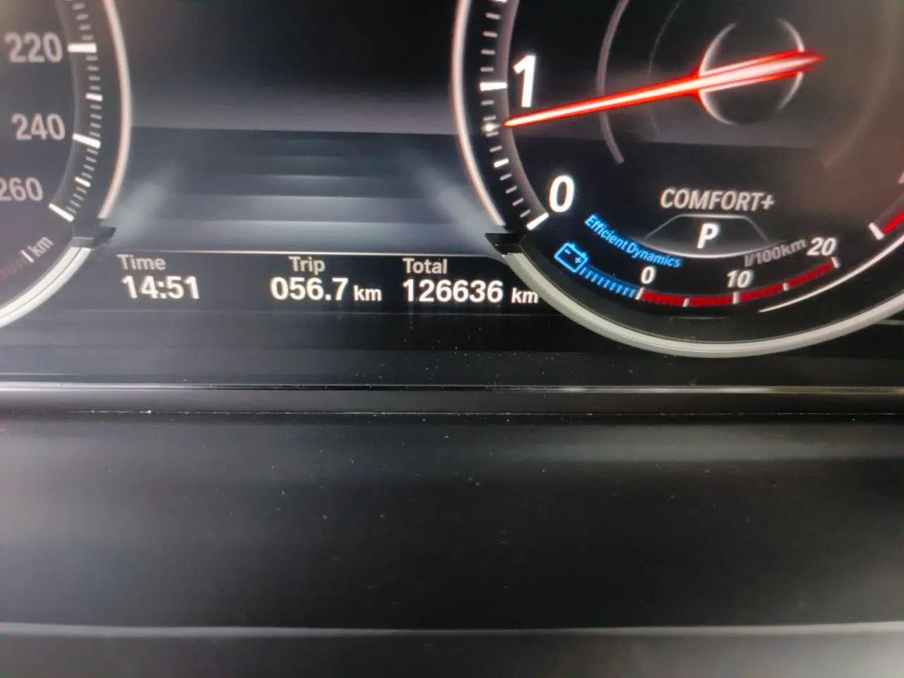 BMW 7 Series 2013 730Li Leading Model — миниатюра 12