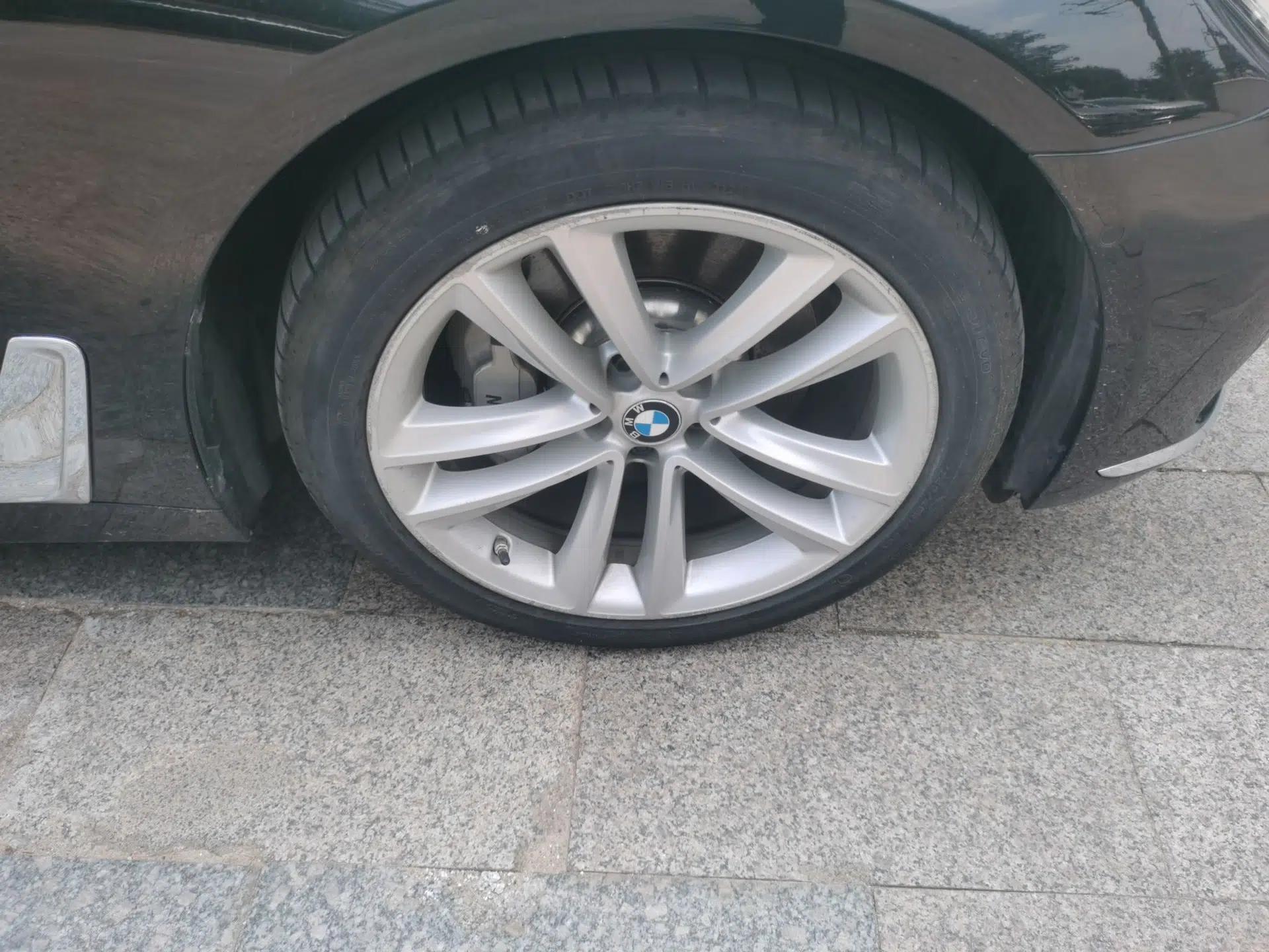 BMW 7 Series 2018 730Li Luxury Model Excellence Package — миниатюра 8