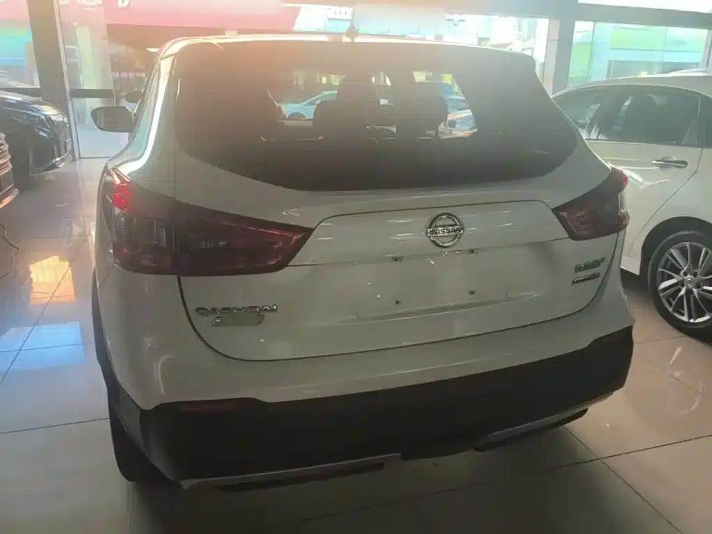 Nissan Qashqai 2019 2.0L CVT Smart Edition — миниатюра 6