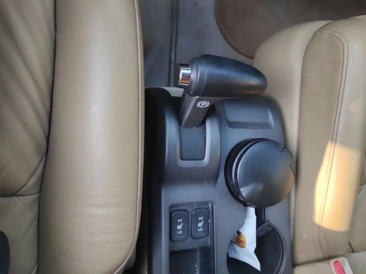 Honda CR-V 2010 2.4L automatic four-wheel drive luxury version — миниатюра 14