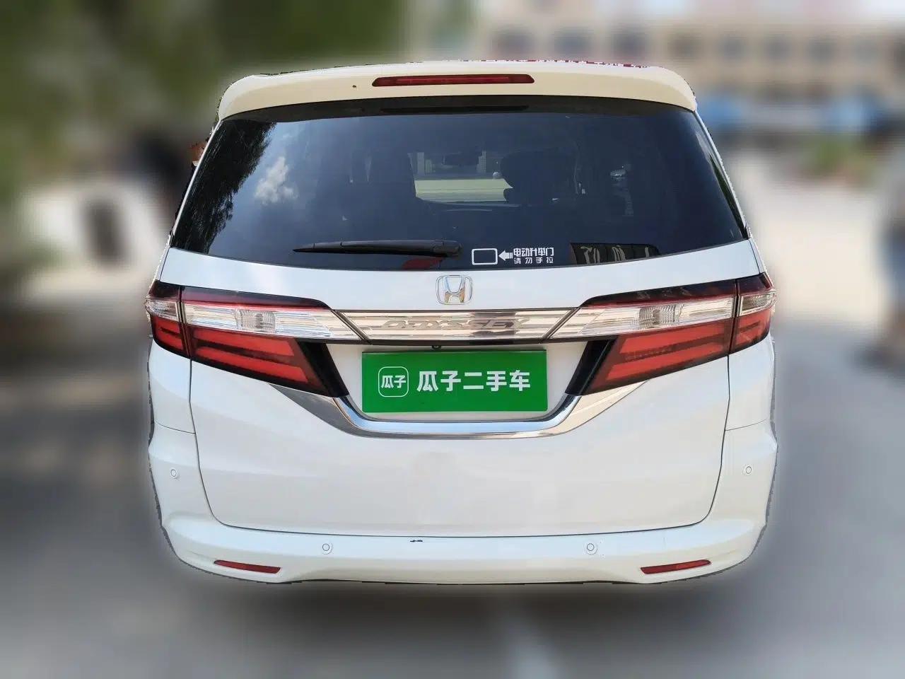 Honda Odyssey 2017 2.4L Smart Edition — миниатюра 5