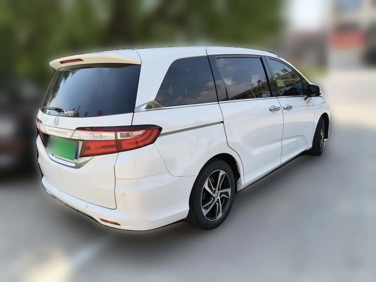 Honda Odyssey 2017 2.4L Smart Edition — миниатюра 6