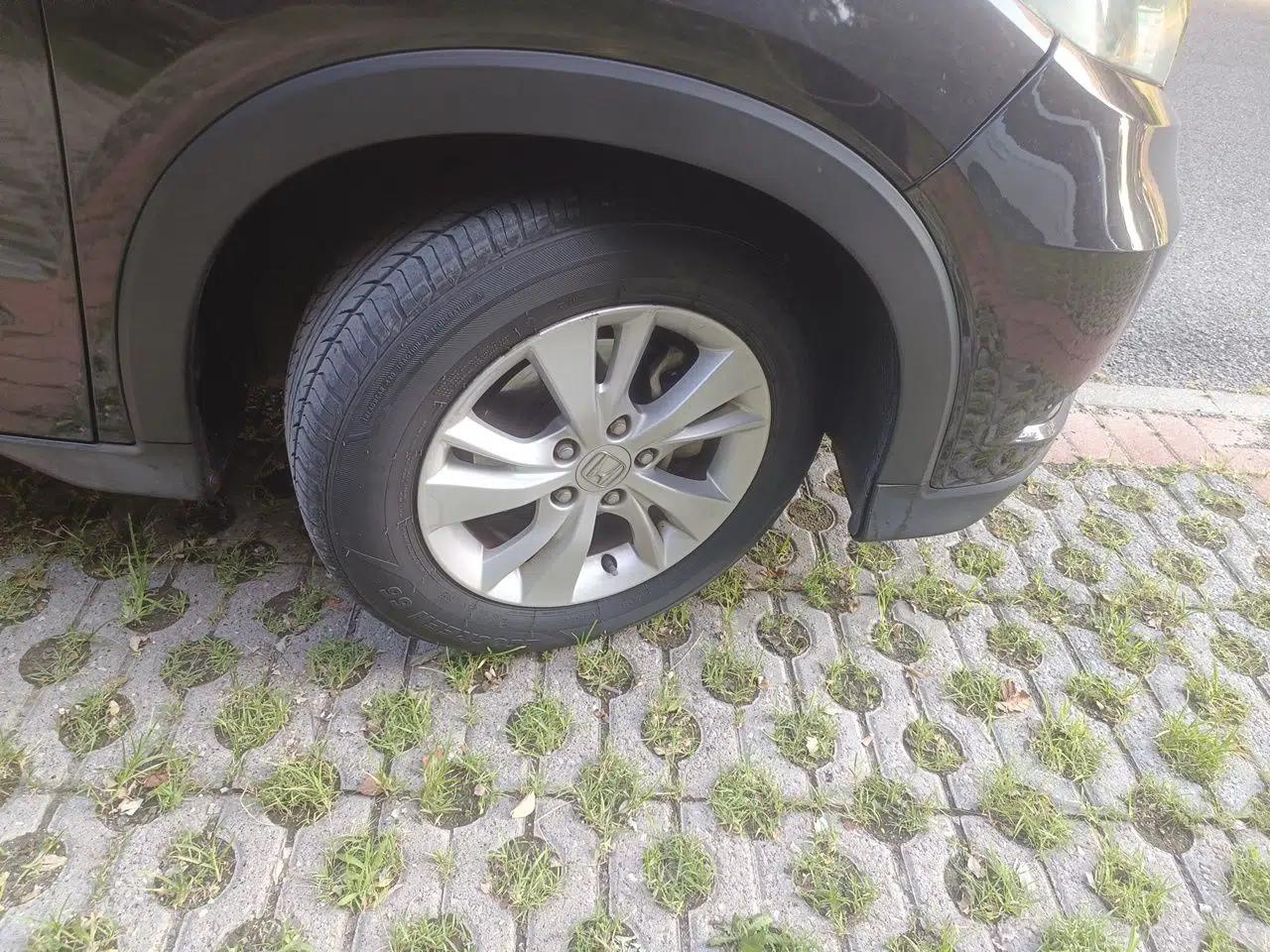 Honda Vezel 2017 1.5L CVT 2WD Comfort Model — миниатюра 8