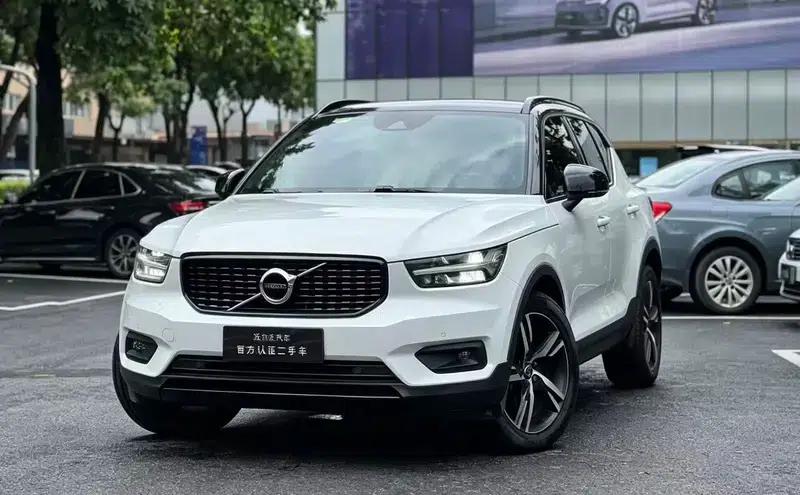 2021 Volvo XC40 T4 AWD Inscription Sport Edition — миниатюра 1