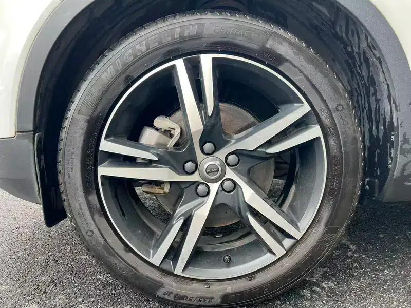 2021 Volvo XC40 T4 AWD Inscription Sport Edition — миниатюра 5