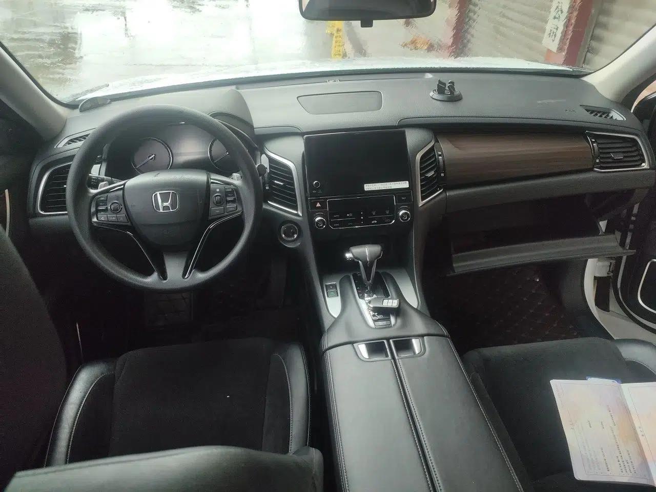 Honda Avancier 2017 240TURBO Two-Wheel Drive Elite Edition — миниатюра 9