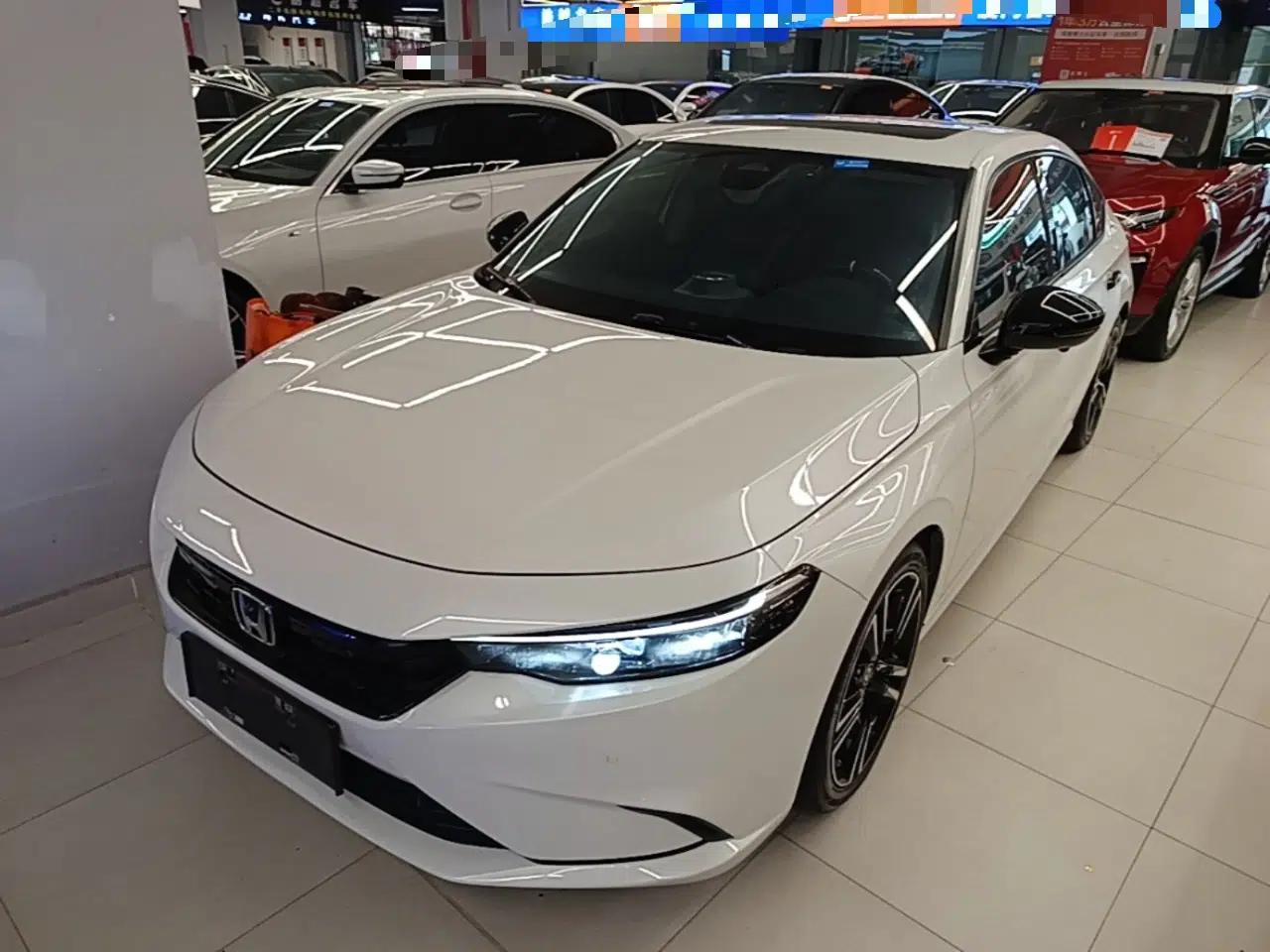 Honda Integra 2023 HATCHBACK 240TURBO CVT Phantom Night Luxury Edition — миниатюра 1