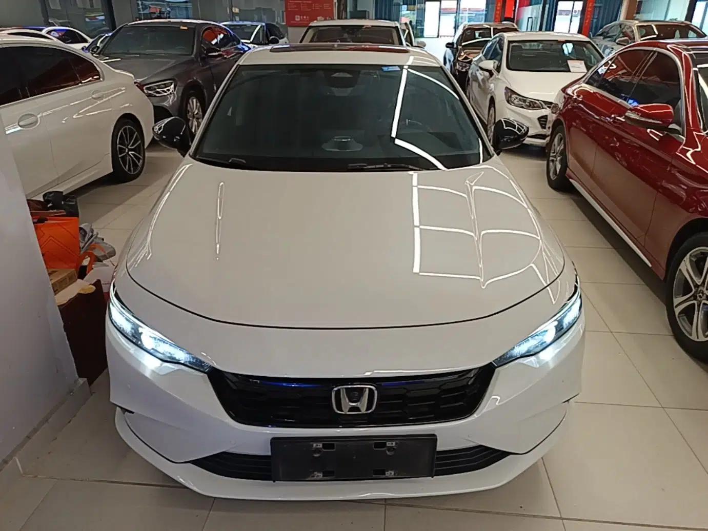 Honda Integra 2023 HATCHBACK 240TURBO CVT Phantom Night Luxury Edition — миниатюра 2