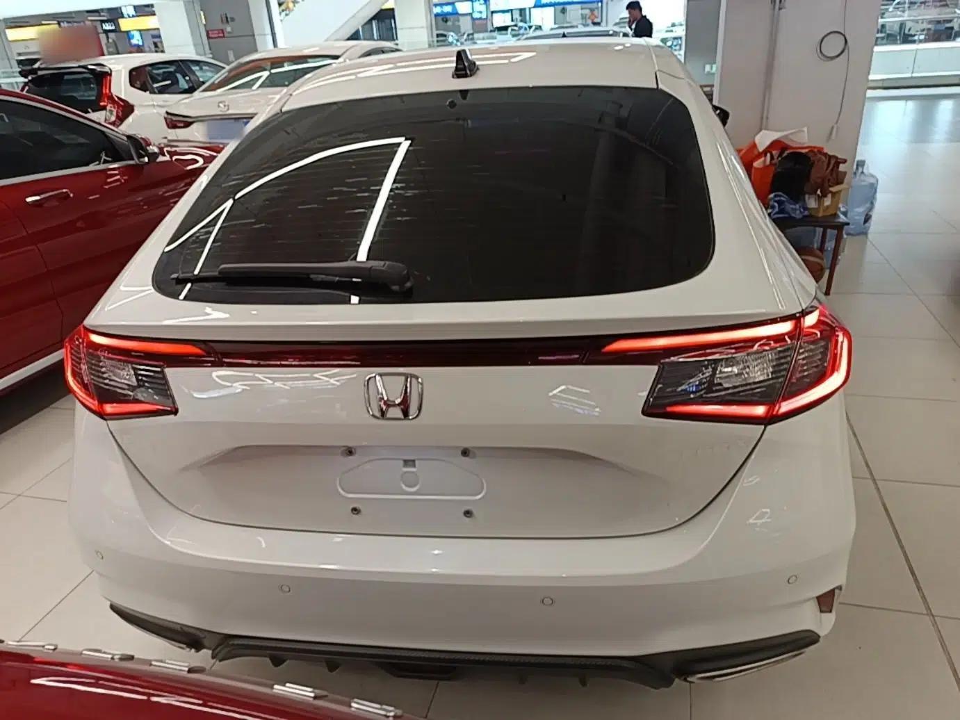 Honda Integra 2023 HATCHBACK 240TURBO CVT Phantom Night Luxury Edition — миниатюра 5