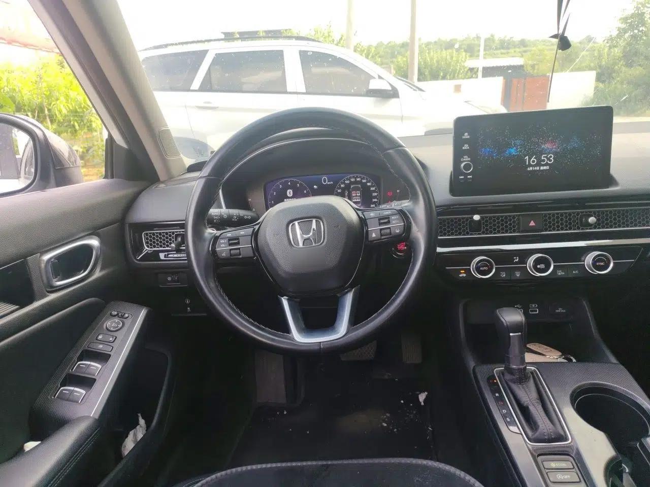 Honda Integra 2022 240TURBO CVT Luxury Edition — миниатюра 10
