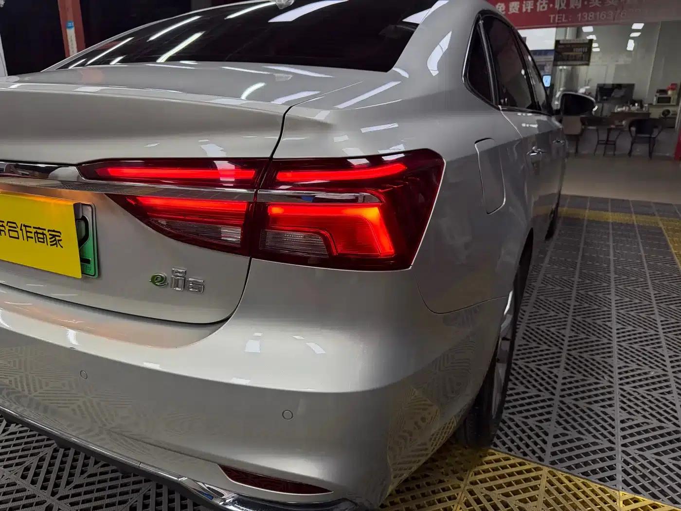 Roewe i6 New Energy 2017 45T Hybrid Connected Smart Edition — миниатюра 57